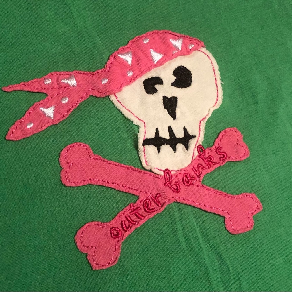 Outer banks pink skull pirate green shirt XS
